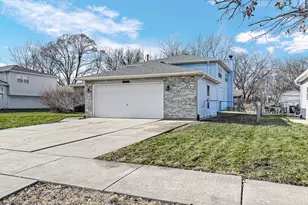 25546 S Linden Ave, Monee, IL 60449 - Photo 3