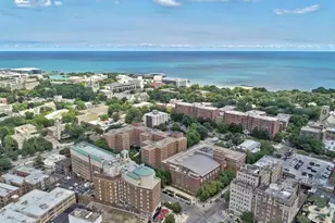 807 Davis St, Evanston, IL 60201 - Photo 13