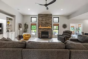 4203 Curtis Meadow Dr, Champaign, IL 61822 - Photo 11