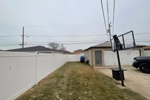 397 Saginaw Ave, Calumet City, IL 60409 - Photo 3