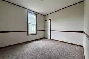 620 N D St, Monmouth, IL 61462 - Photo 11