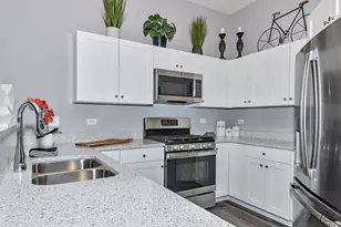 3928 Monica Ln, Johnsburg, IL 60051 - Photo 7