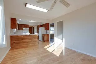 24423 W Tyler Ave, Round Lake, IL 60073 - Photo 5