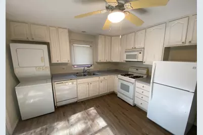 505 Woodland Avenue, Wauconda, IL 60084 - Photo 5