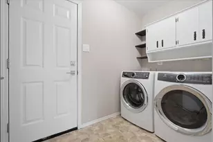811 Phaeton Pl, Normal, IL 61761 - Photo 19