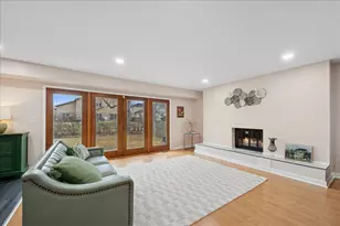 1415 Lori-Lyn Ln, Northbrook, IL 60062 - Photo 19