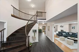 1415 Lori-Lyn Ln, Northbrook, IL 60062 - Photo 3