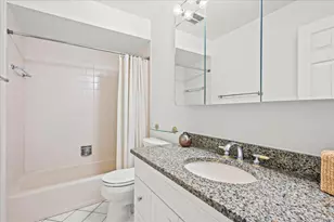 3 The Ct Of Harborside, Northbrook, IL 60062 - Photo 13