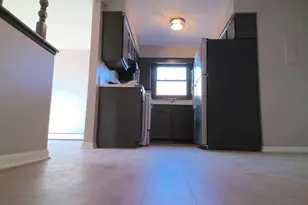 8800 W 76th Pl, Justice, IL 60458 - Photo 5