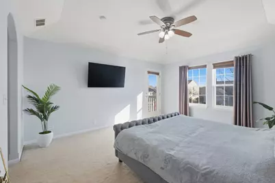 748 N Overlook Trail, Round Lake, IL 60073 - Photo 17