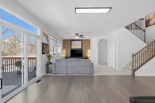 748 N Overlook Trail, Round Lake, IL 60073 - Photo 7