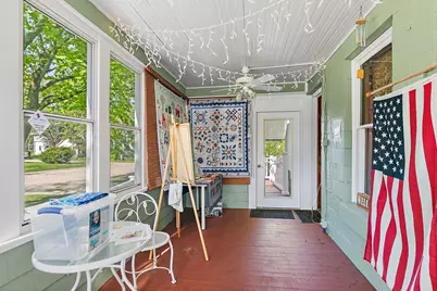 290 S State Street, Hampshire, IL 60140 - Photo 17