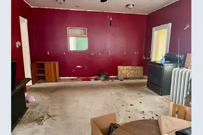 907 S Peoria Avenue, Dixon, IL 61021 - Photo 11