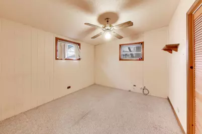 8334 N New England Avenue, Niles, IL 60714 - Photo 17