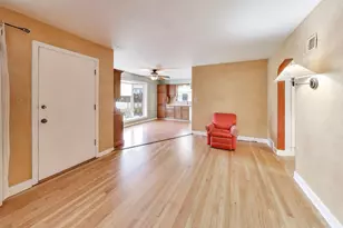 8334 N New England Ave, Niles, IL 60714 - Photo 11