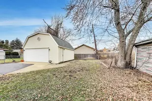 8334 N New England Ave, Niles, IL 60714 - Photo 25