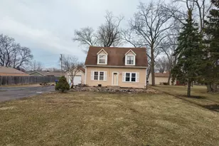 38593 Pine Ave, Beach Park, IL 60099 - Photo 13