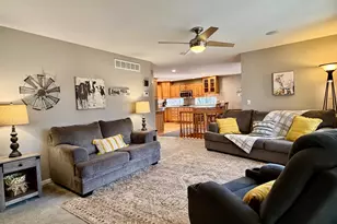 21186 Mathew Rd, Sterling, IL 61081 - Photo 11