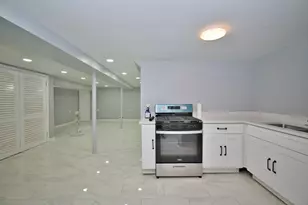 7412 Keeler Ave, Skokie, IL 60076 - Photo 17