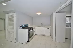 7412 Keeler Ave, Skokie, IL 60076 - Photo 15