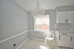 7412 Keeler Ave, Skokie, IL 60076 - Photo 9