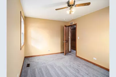 120 Ellington Drive, Schaumburg, IL 60194 - Photo 11