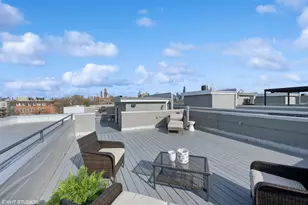 935 N Hermitage Ave, Chicago, IL 60622 - Photo 23