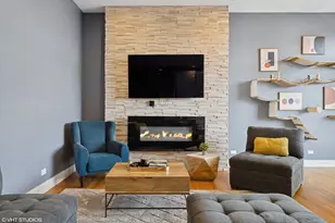 935 N Hermitage Ave, Chicago, IL 60622 - Photo 9