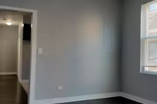 1945 W 48th St, Chicago, IL 60609 - Photo 9