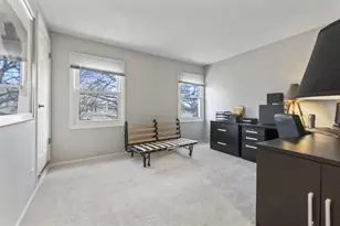 962 Thompson Blvd, Buffalo Grove, IL 60089 - Photo 29