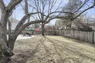 962 Thompson Blvd, Buffalo Grove, IL 60089 - Photo 35