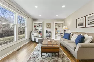 962 Thompson Blvd, Buffalo Grove, IL 60089 - Photo 19