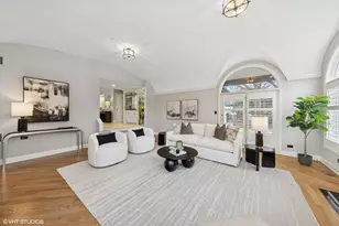 1604 Burr Ridge Club, Burr Ridge, IL 60527 - Photo 5