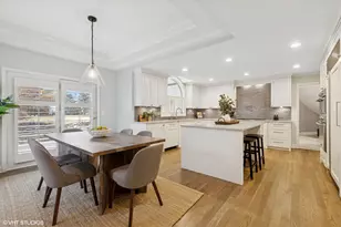 1604 Burr Ridge Club, Burr Ridge, IL 60527 - Photo 9