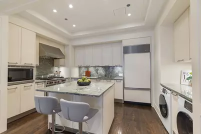 159 E Walton Place #9E, Chicago, IL 60611 - Photo 13