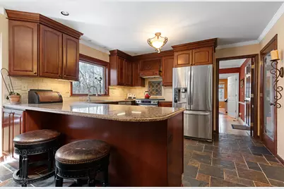 32W050 Cedar Lane, Wayne, IL 60184 - Photo 7