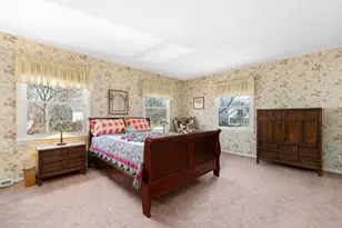 32W050 Cedar Ln, Wayne, IL 60184 - Photo 29