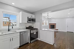 10356 S Green St, Chicago, IL 60643 - Photo 9