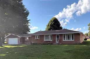 1106 Harmony Ave, Mazon, IL 60444 - Photo 1