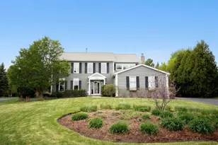 17945 W Pond Ridge Cir, Gurnee, IL 60031 - Photo 1
