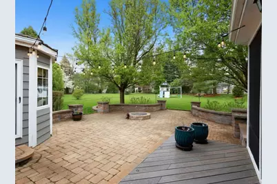 17945 W Pond Ridge Circle, Gurnee, IL 60031 - Photo 27