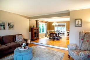 17945 W Pond Ridge Cir, Gurnee, IL 60031 - Photo 3
