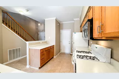 1015 Woodview Court, Aurora, IL 60502 - Photo 5