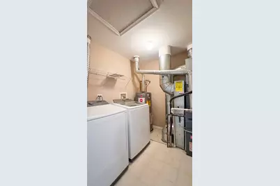 1015 Woodview Court, Aurora, IL 60502 - Photo 19