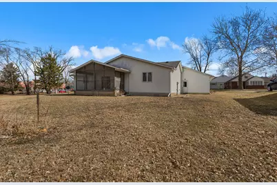 614 S Irving Street, Monticello, IL 61856 - Photo 33