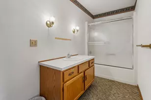 614 S Irving St, Monticello, IL 61856 - Photo 23