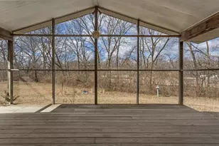 614 S Irving St, Monticello, IL 61856 - Photo 29