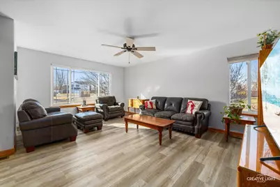 1512 Birch Lane, South Elgin, IL 60177 - Photo 3