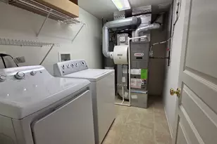 2444 Emily Ln, Elgin, IL 60124 - Photo 19