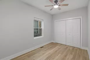 7833 S Vernon Ave, Chicago, IL 60619 - Photo 9